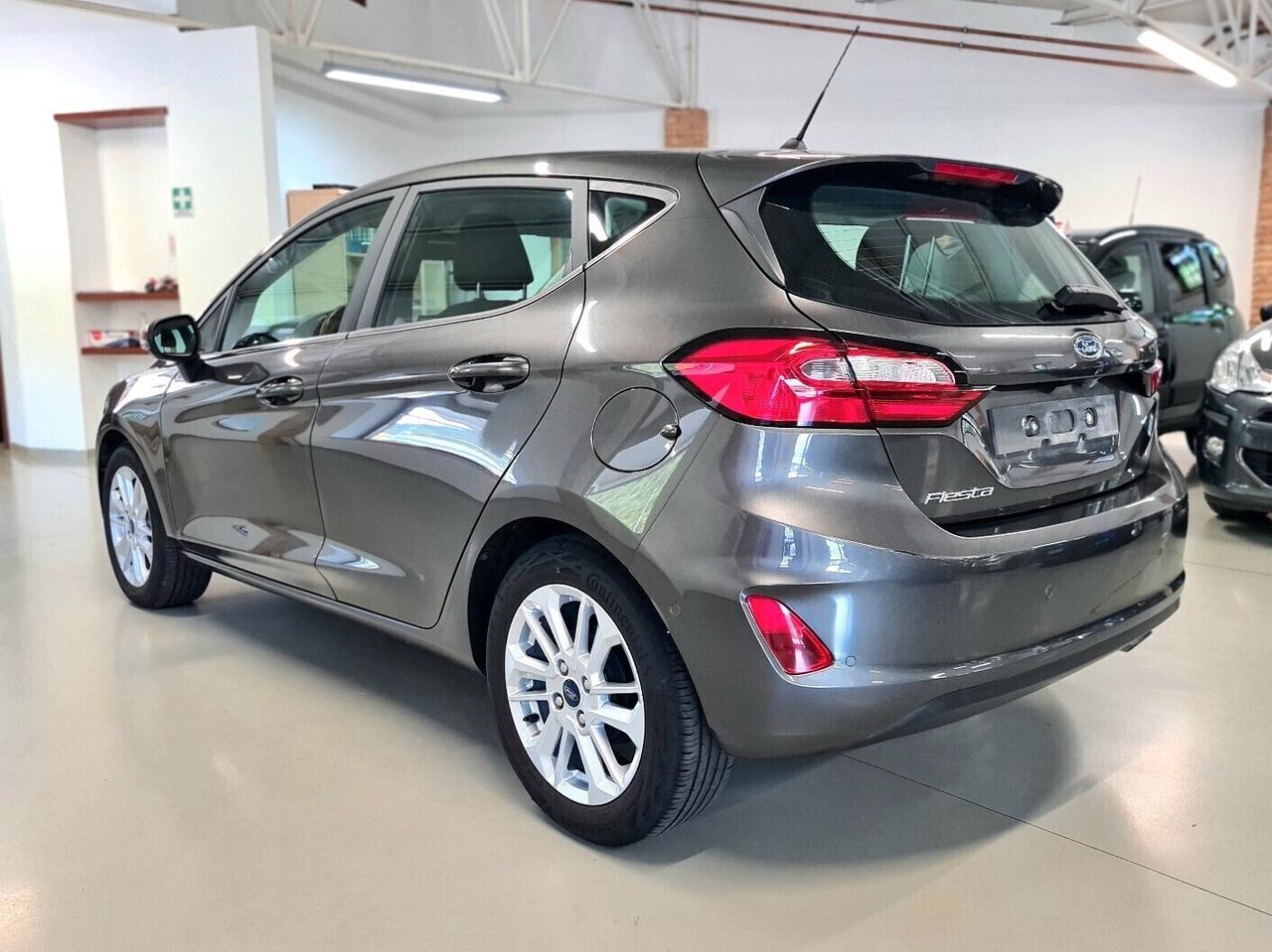 Ford Fiesta 1.1 75 CV 5 porte Titanium **NEOPATENTATI**