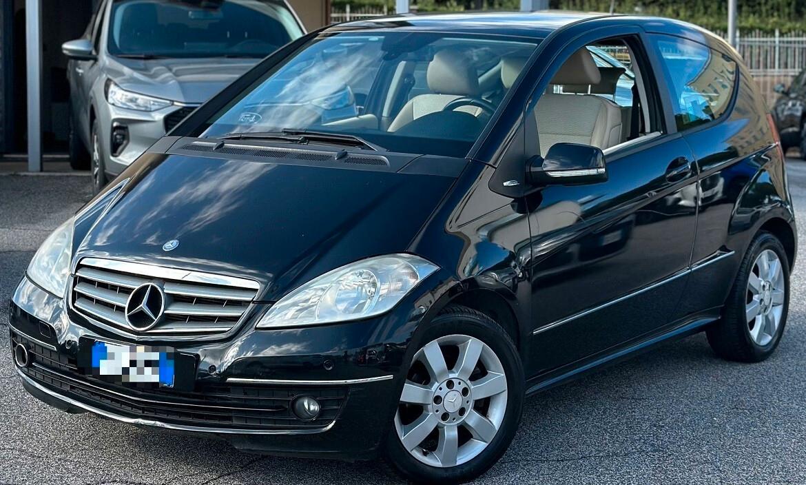 MERCEDES A160 Coupe' NEOPATENTATI - 2009