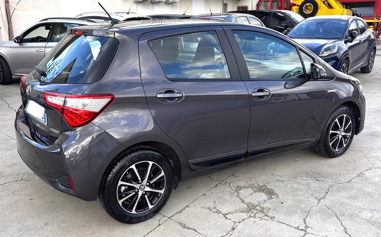 Toyota Yaris 1.5 BENZ/Hybrid 101cv 5p Lounge AUTOMATICA