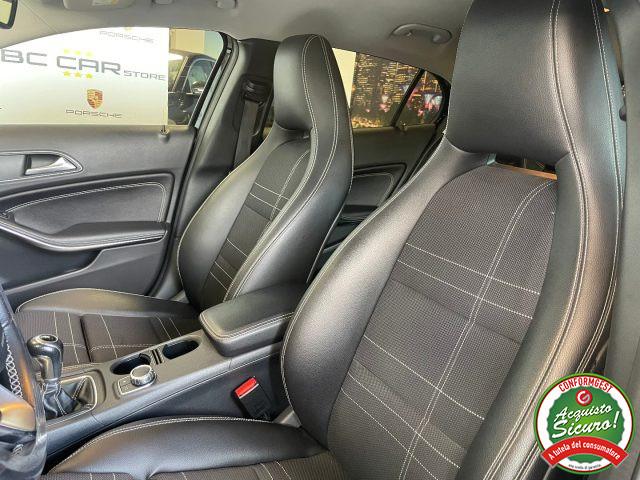 MERCEDES-BENZ GLA 200 d Sport *CAMERA*NAVI*PELLE