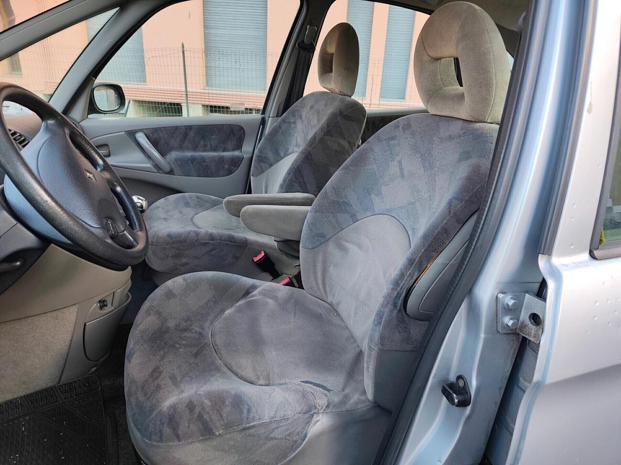 Citroen Xsara Picasso benzina neopatentati