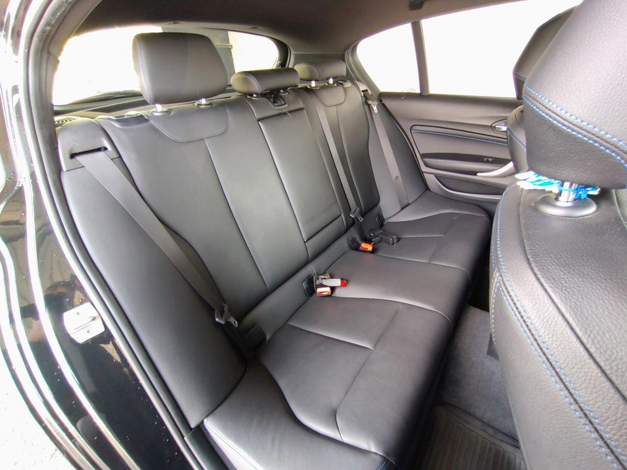 Bmw 118 118d 5p. Msport
