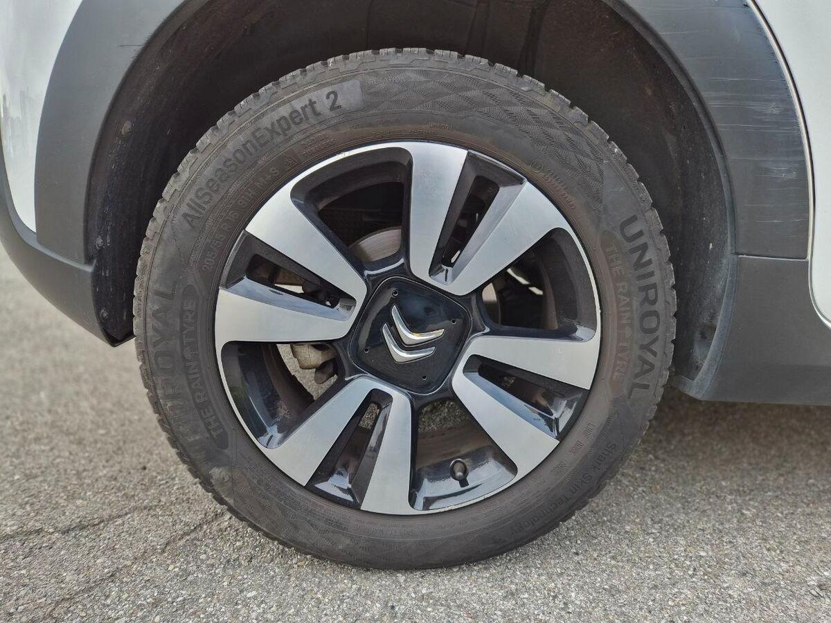 Citroen C3 1.2 puretech Shine s&s 110cv eat6