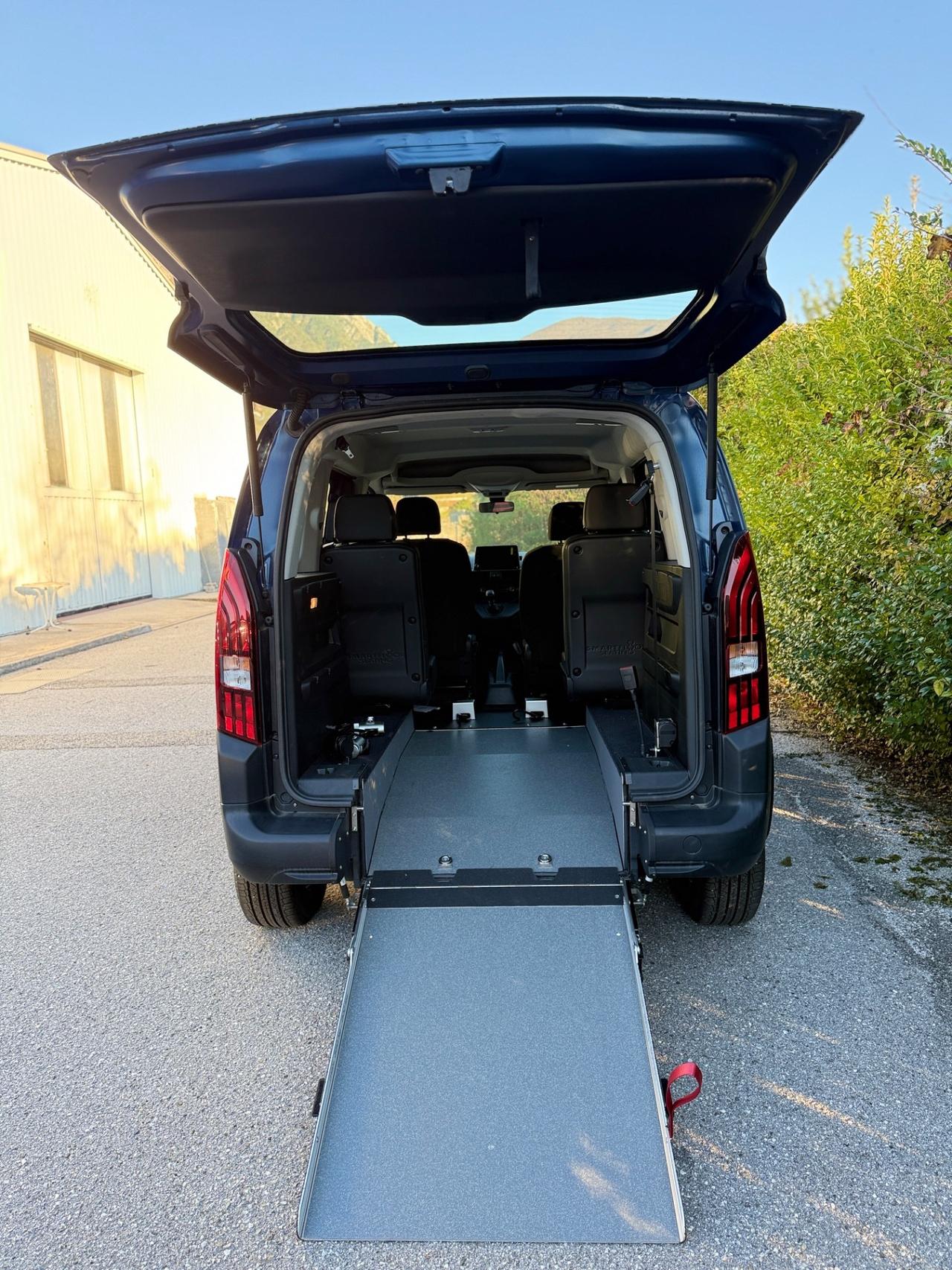 Peugeot Rifter- Black Friday auto per disabili