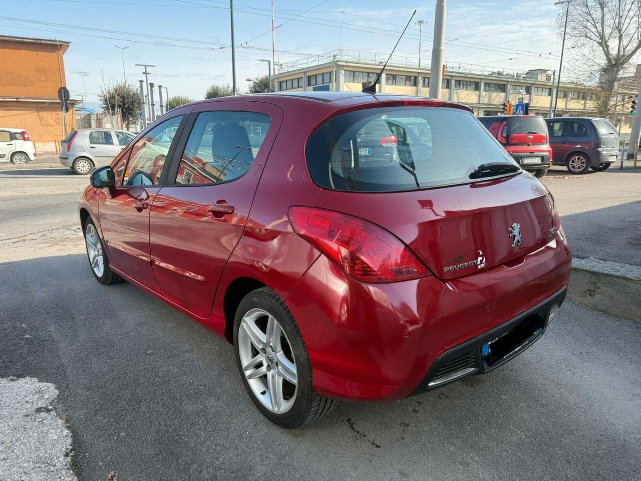 Peugeot 308 1.6 8V HDi 112CV 5p. Business