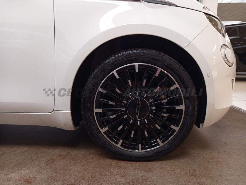 FIAT 500 500e Hatchback My25 500e - LaPrima 320 Berlina