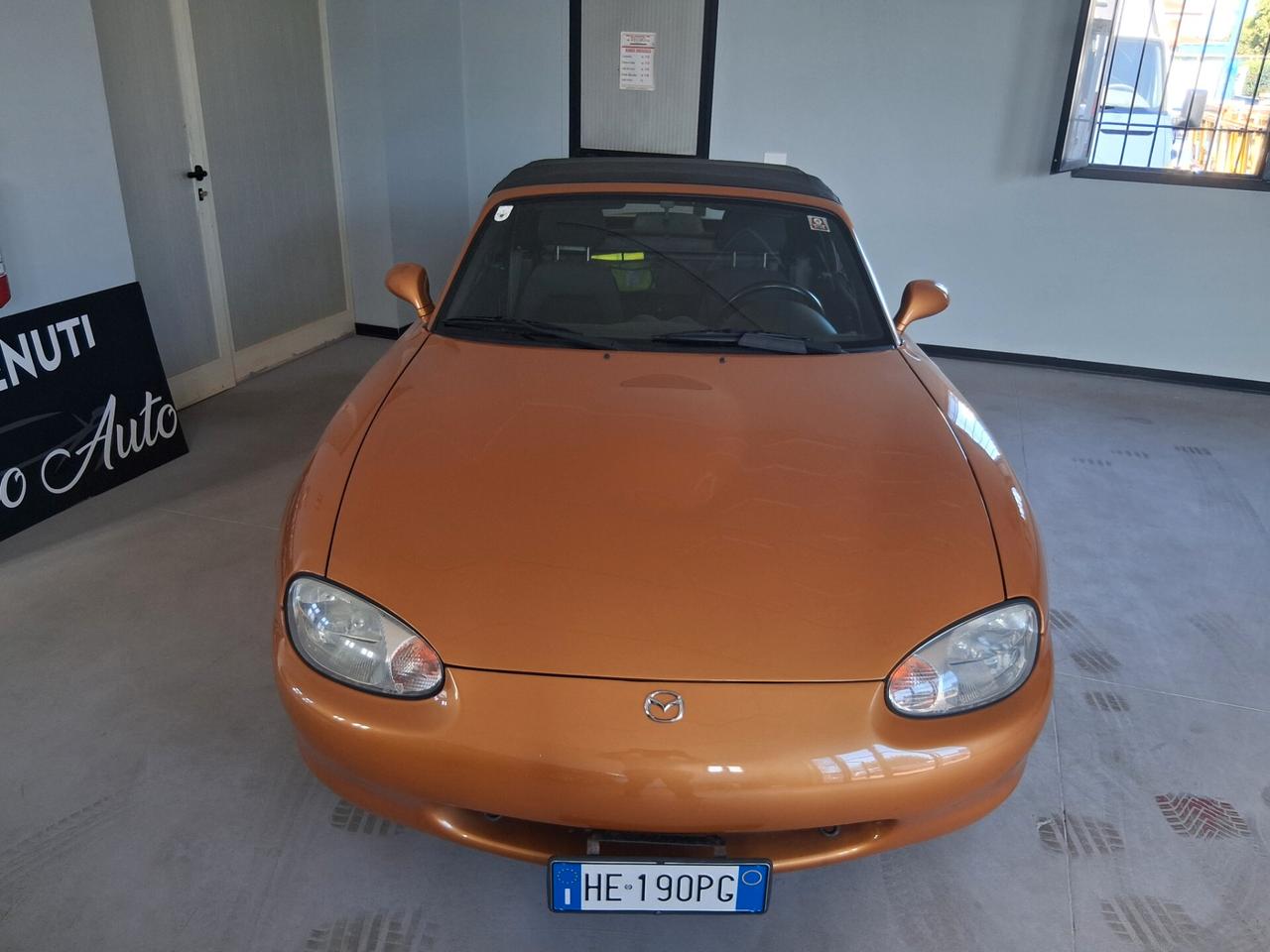 Mazda MX-5 1.6i 16V cat