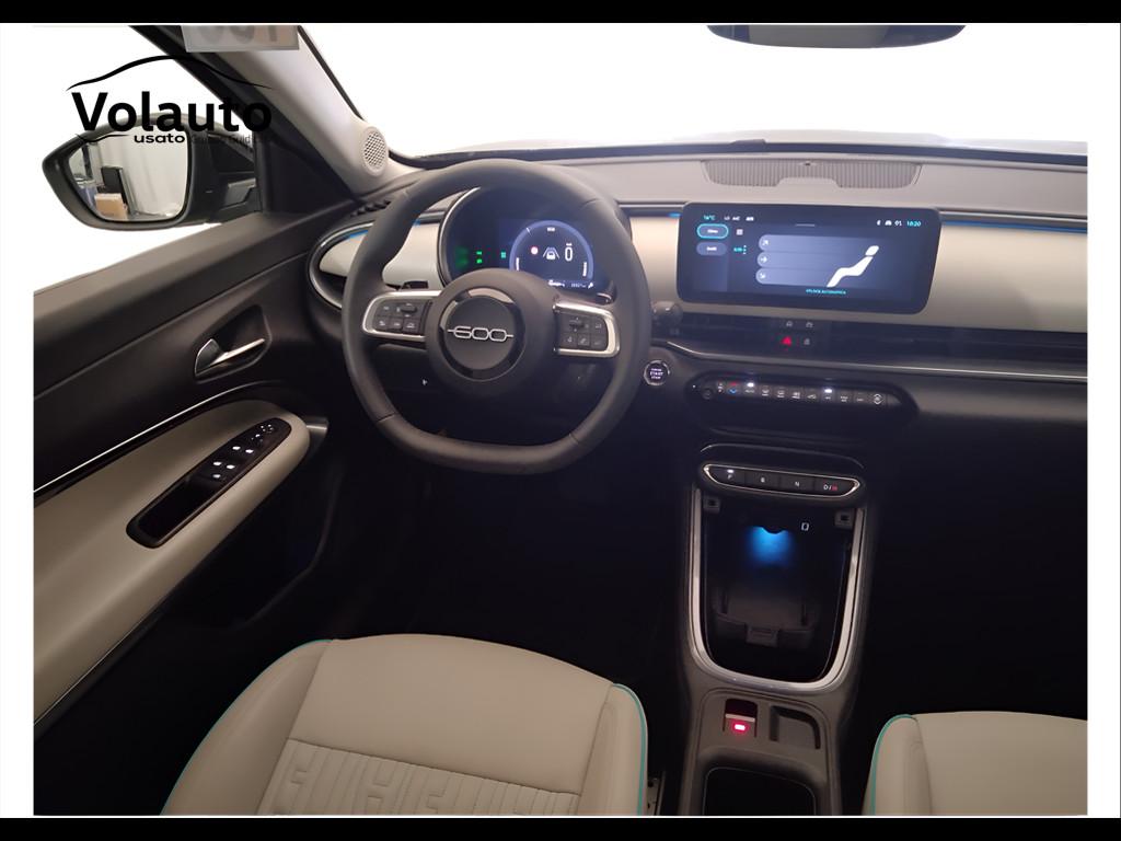 FIAT 600 IV 2023 - 600 1.2 hybrid La Prima II 110cv auto