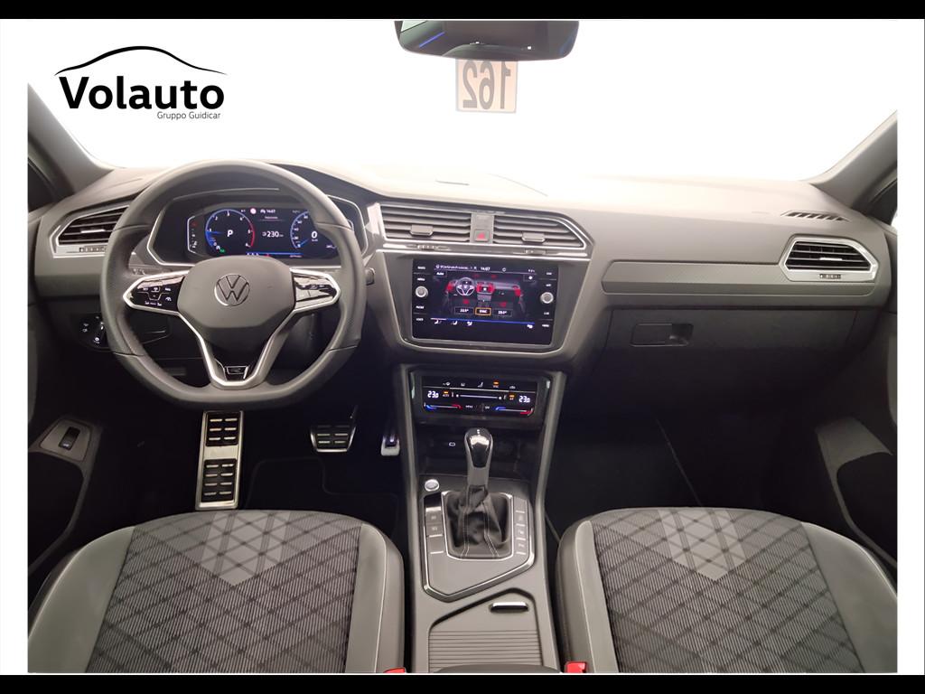 VOLKSWAGEN Tiguan II 2021 - Tiguan 2.0 tdi R-Line 150cv dsg