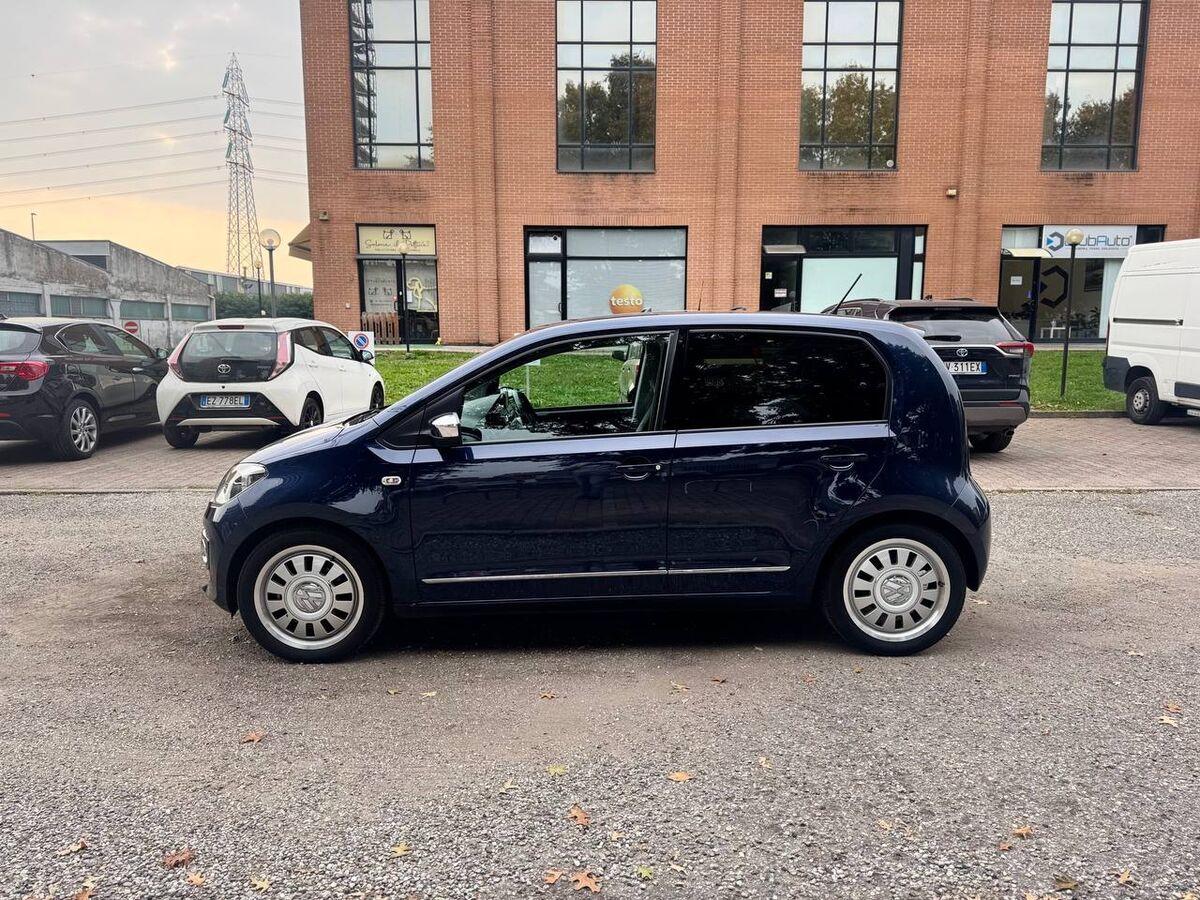 Volkswagen up! 5 Porte DOPPIO TRENO GOMME E CERCHI !