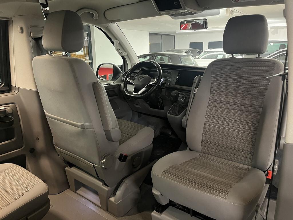 Volkswagen California Beach 2.0 TDI 150CV DSG letto