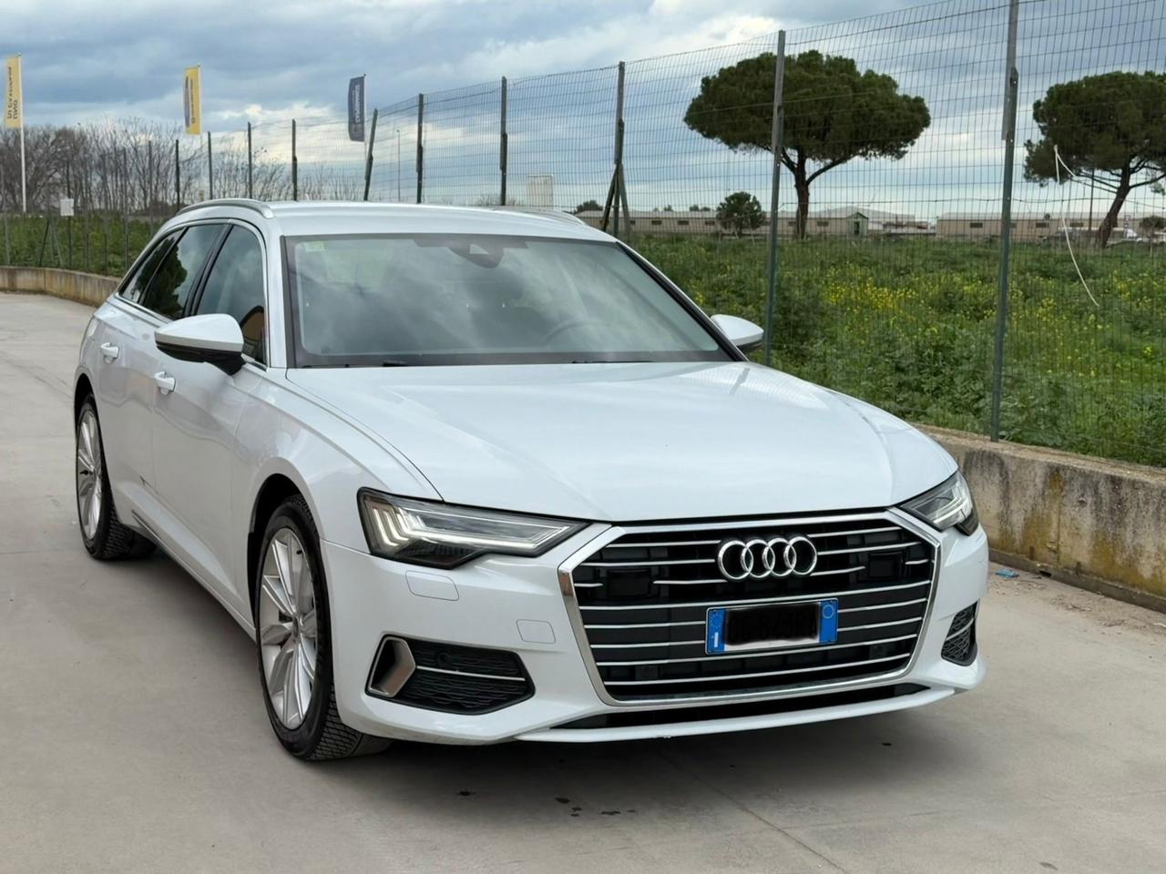 Audi A6 40 2.0 TDI quattro ultra S tronic Business Sport