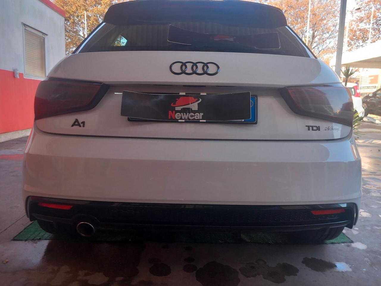 Audi A1 SPB 1.4 TDI S tronic F 1 CERCHIO 17 DISTRIBUZIONE NUOVA GARANZIA