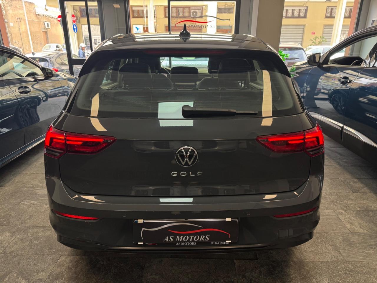 Volkswagen Golf 8 2.0 TDI R-Line Finanziabile