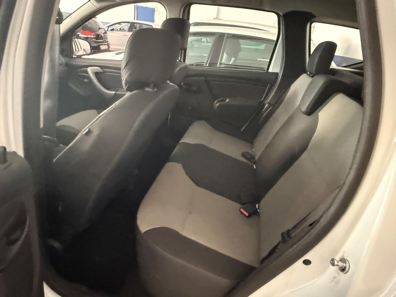 Dacia Duster 1.6 110CV 4x2 Lauréate