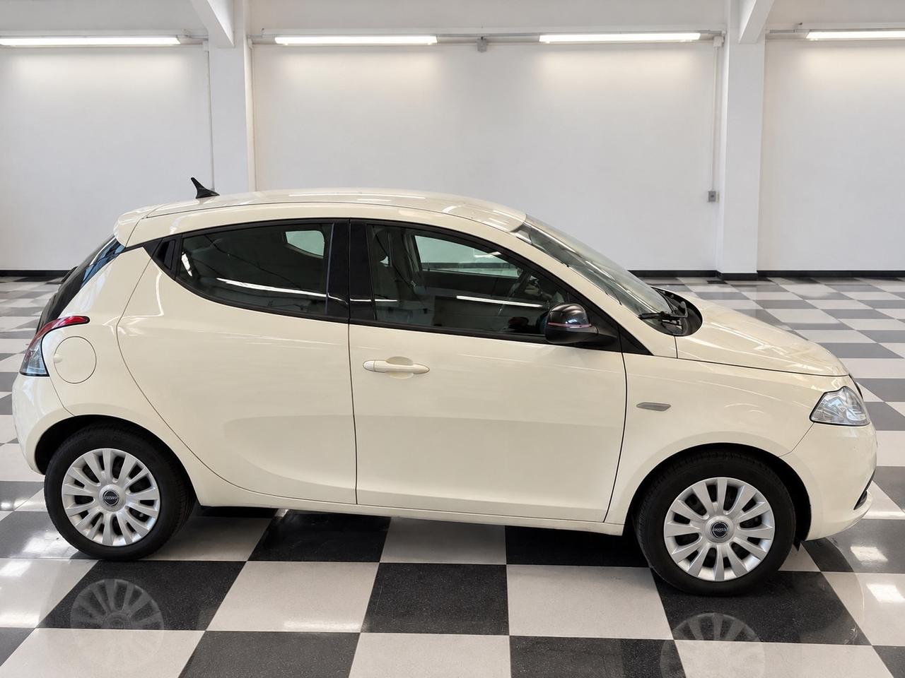 Lancia Ypsilon 0.9 TwinAir 85 CV 5 porte S&S Elefantino