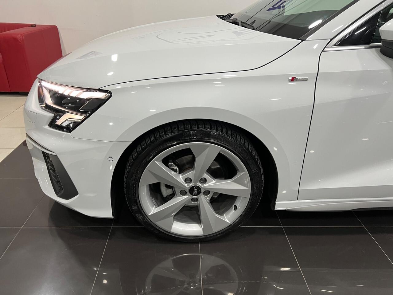 Audi A3 35 SPB 2.0 TDI STronic SLine Edition