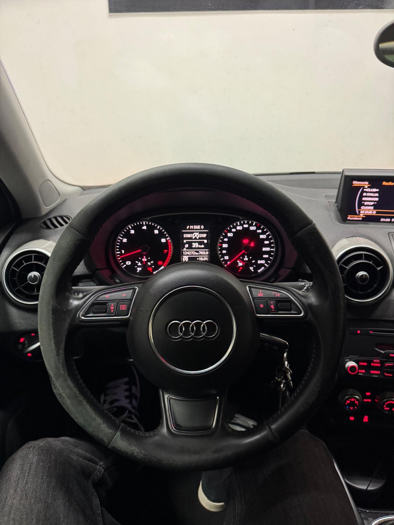 Audi A1 SPB 1.2 TFSI S line edition plus