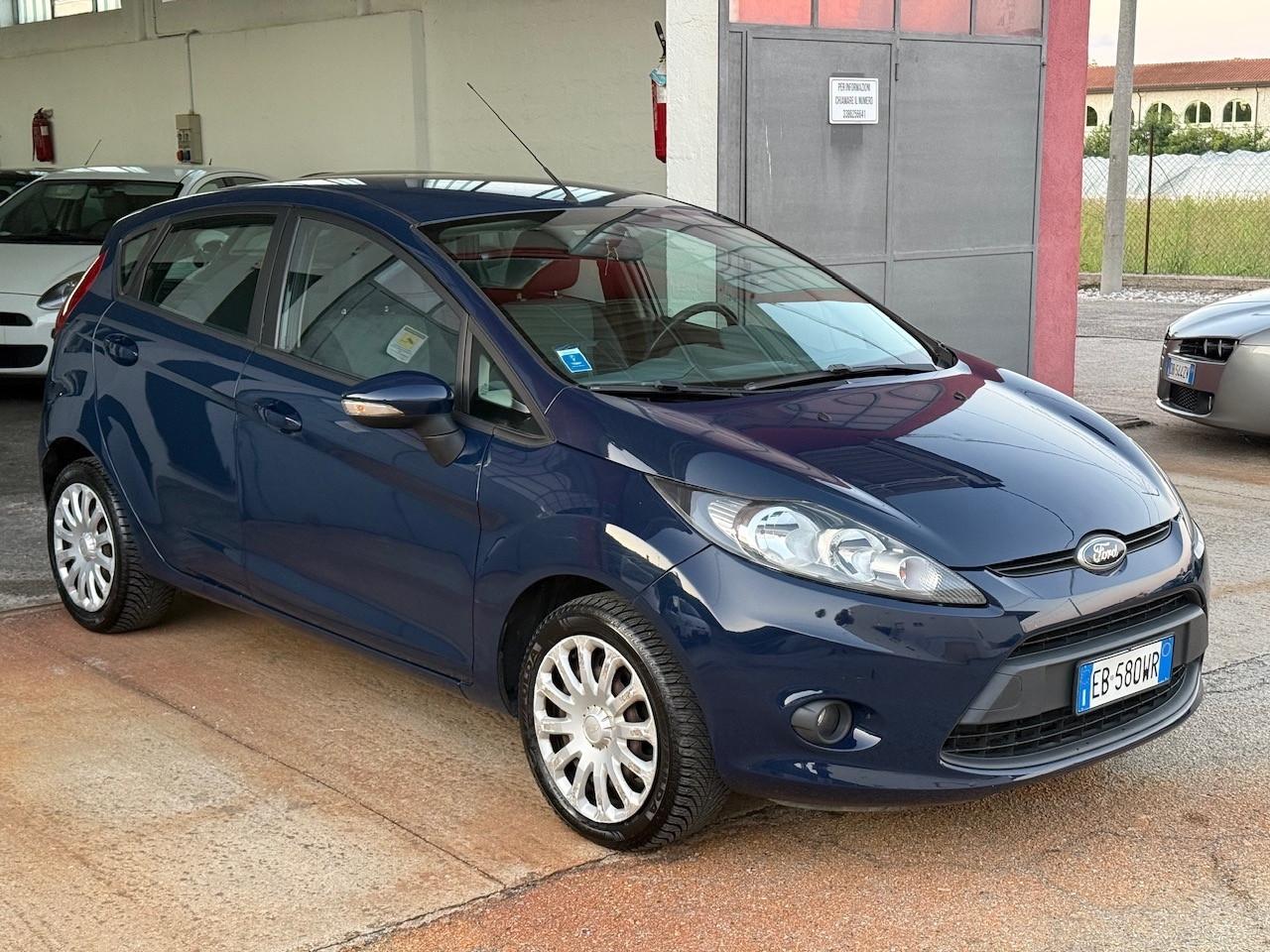 Ford Fiesta 1.4 5 porte Bz.- GPL Titanium