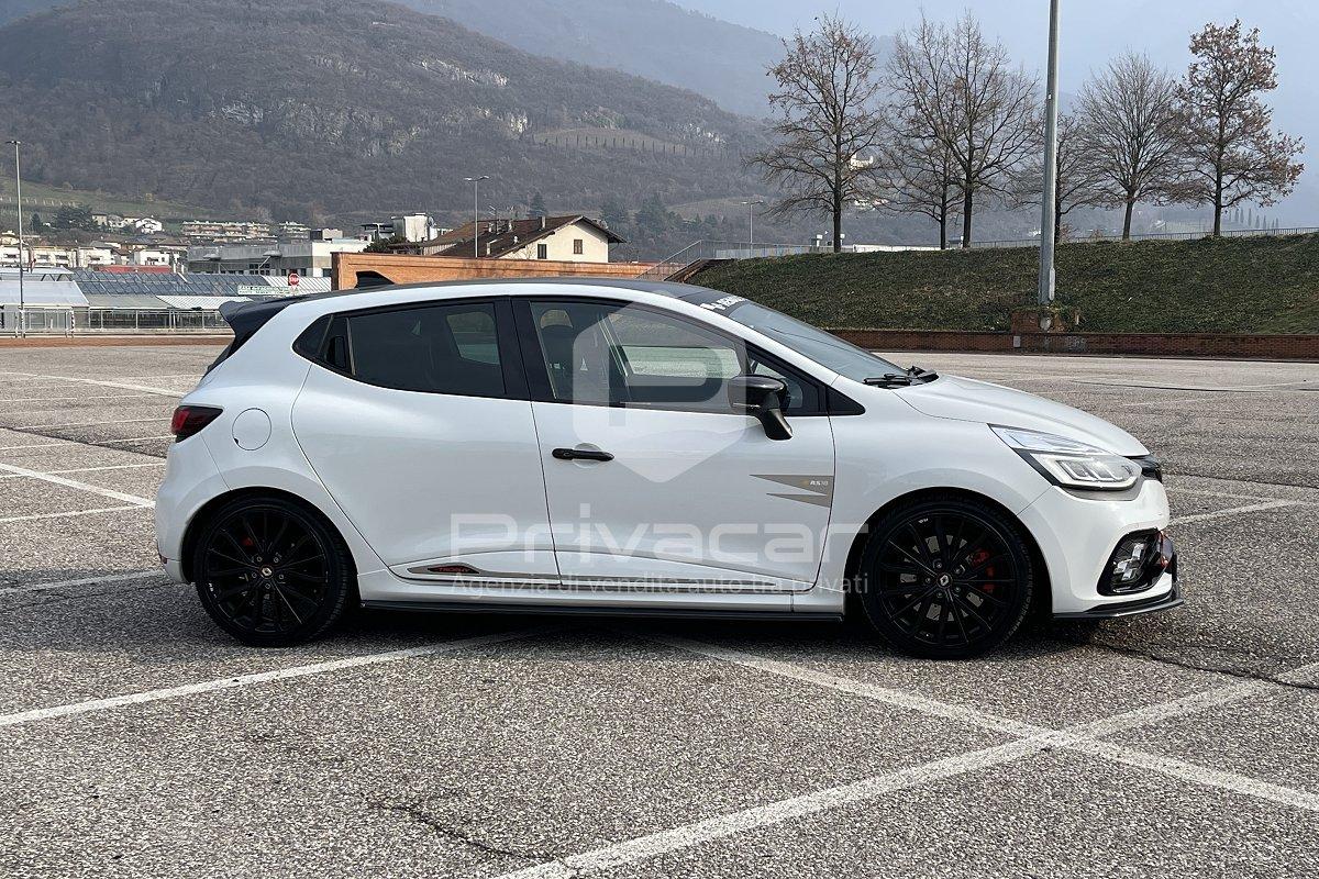 RENAULT Clio TCe 220CV EDC 5 porte Energy R.S. Trophy