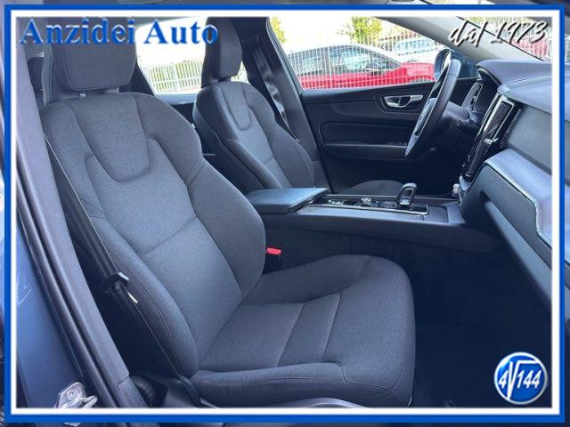 VOLVO XC60 B4 (d) AWD Geartronic Business