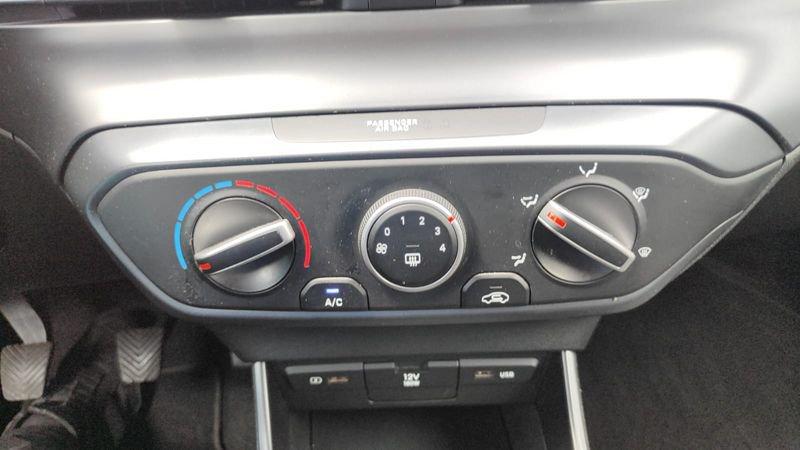 Hyundai i20 1.0 T-GDI 48V iMT ConnectLine