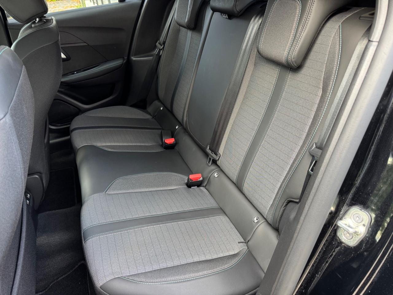 Peugeot 208 PureTech 100 Stop&Start EAT8 5 porte Allure Pack (24 mila km)