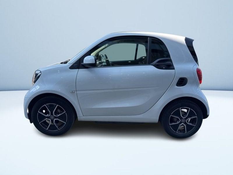 smart fortwo EQ PASSION 22KW