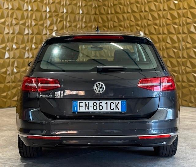 Volkswagen Passat Variant 2.0 tdi Highline 150cv dsg
