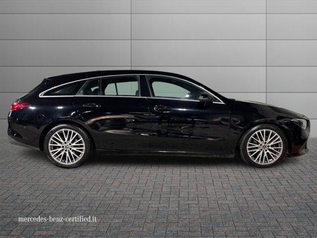 MERCEDES-BENZ CLA 200 d Automatic Shooting Brake Business Extra