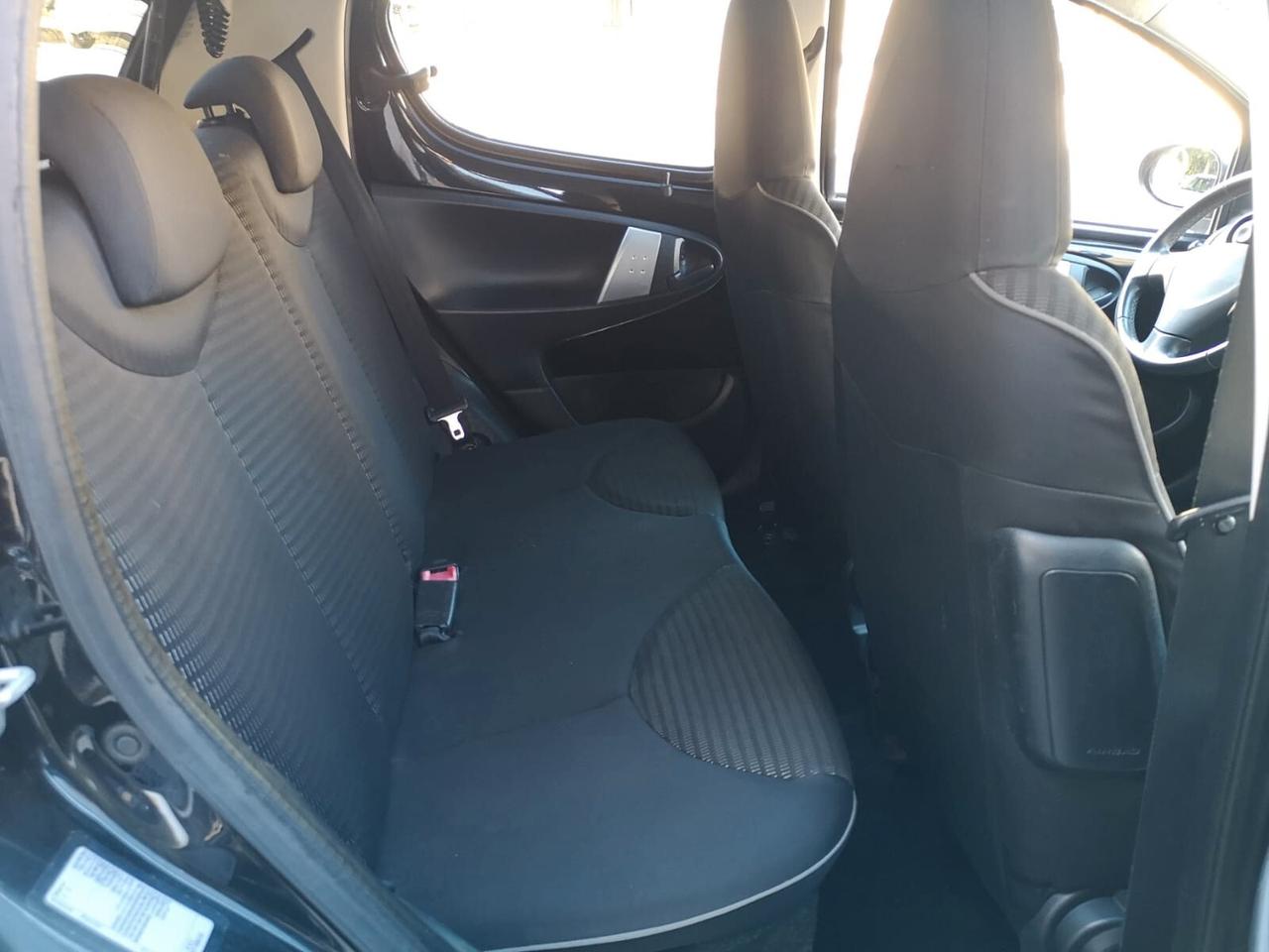 PEUGEOT 107 1.0 - 68 CV 5p. Access 2012