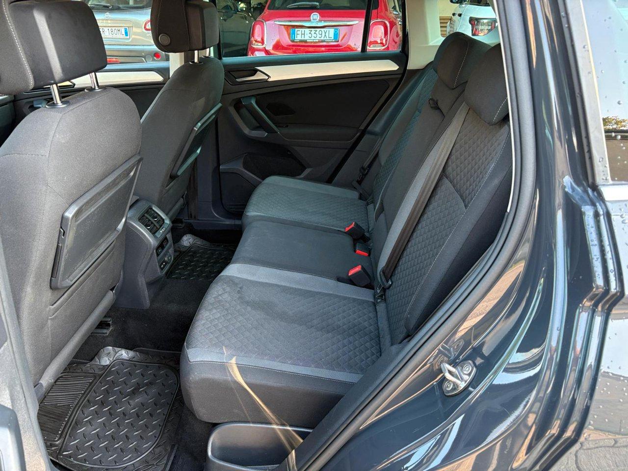 Volkswagen Tiguan 1.6 tdi Business 115cv OK NEOPATENTATO