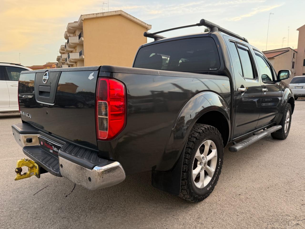 Nissan Navara 2.5 dCi 4 porte Double Cab LE