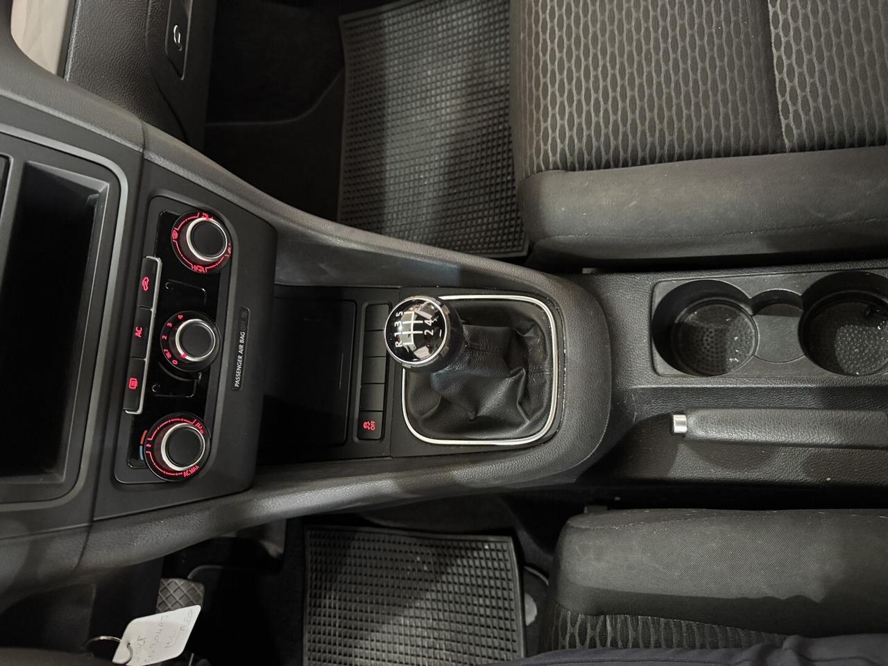 Volkswagen GOLF 6 TDi 1.6 CC. 105 cv.