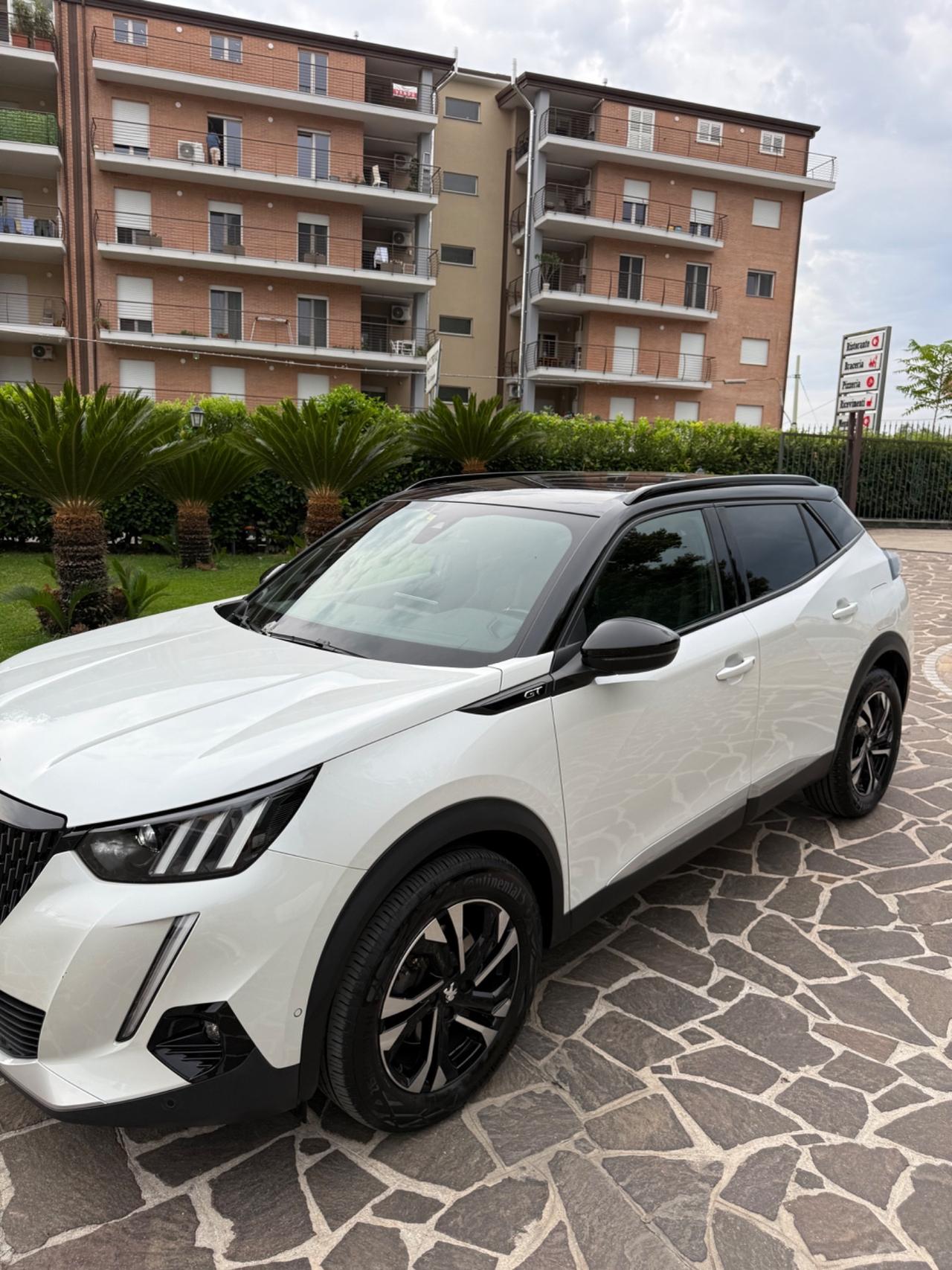 Peugeot 2008 BlueHDi 130 S&S EAT8 GT uni proprietario