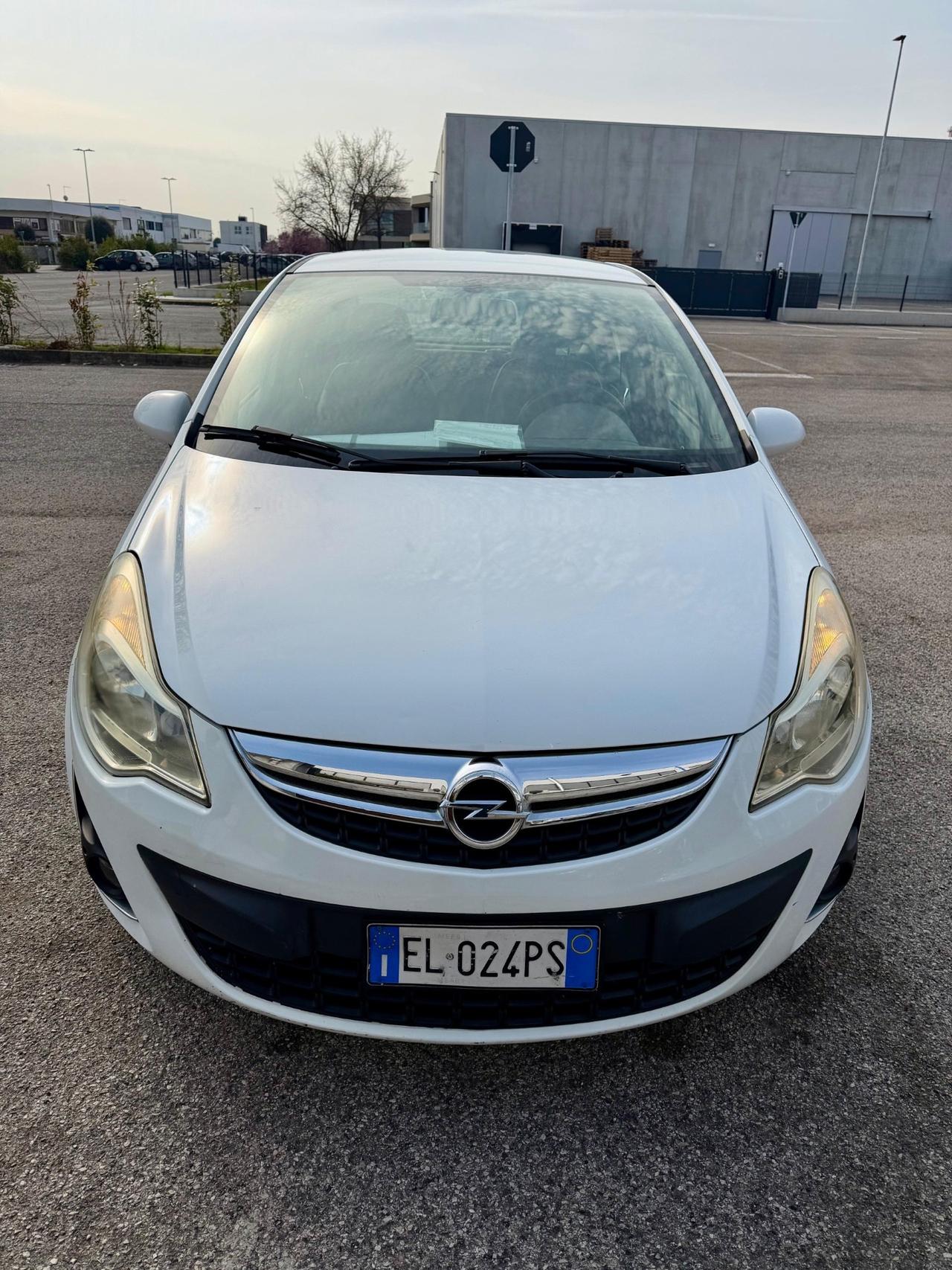 OPEL CORSA 1.2 GPL VALIDO FINO 2032 - NEOPATENTE