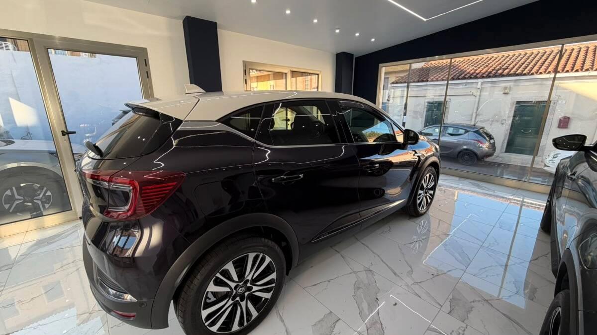 Renault Captur RENAULT Captur 1.3 tce Initiale Paris 155cv edc fap