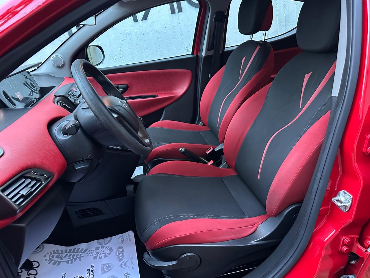 Lancia Ypsilon 1.3 MJT 16V 95 CV 5 porte S&S Elefantino