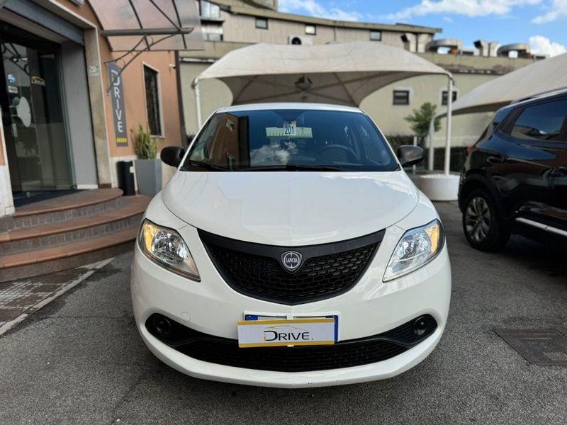 Lancia Ypsilon 1.2 69 CV 5 porte Elefantino Blu+gpl