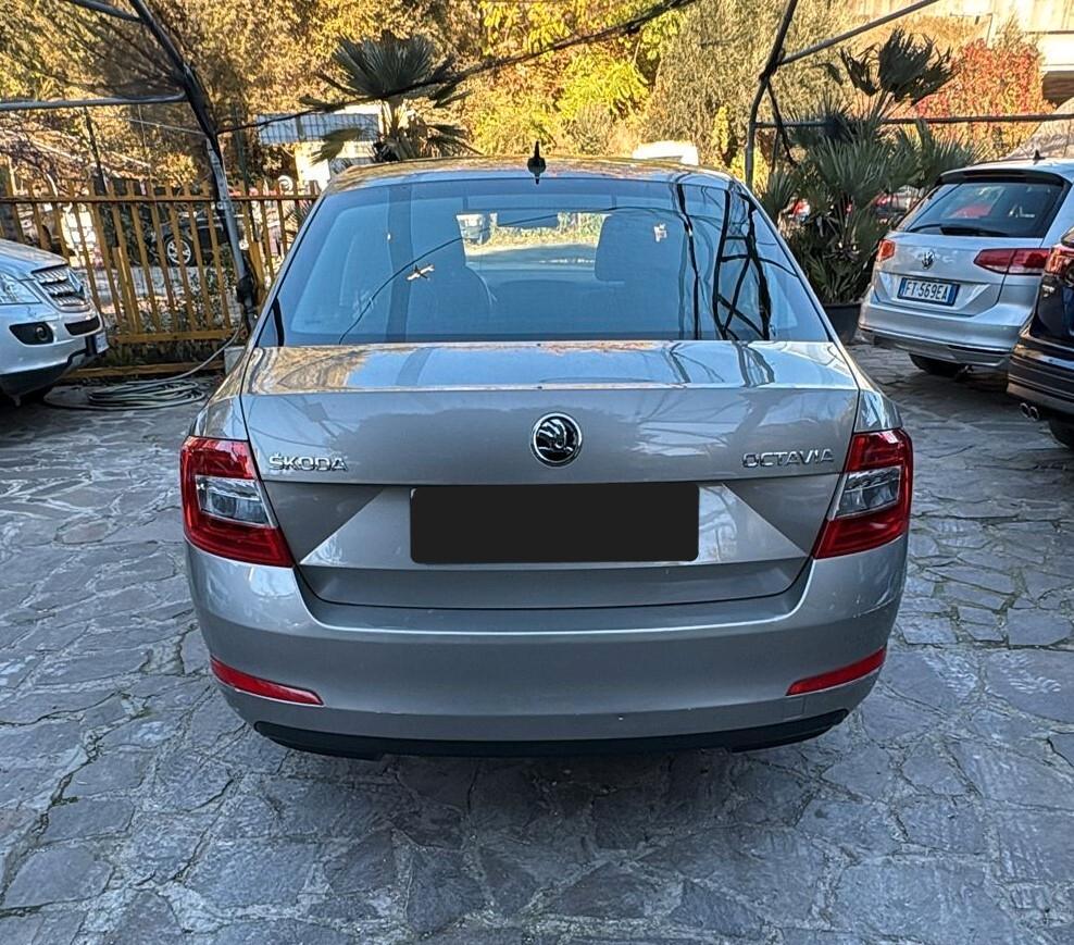 Skoda Octavia 1.6 TDI 105 CV Elegance