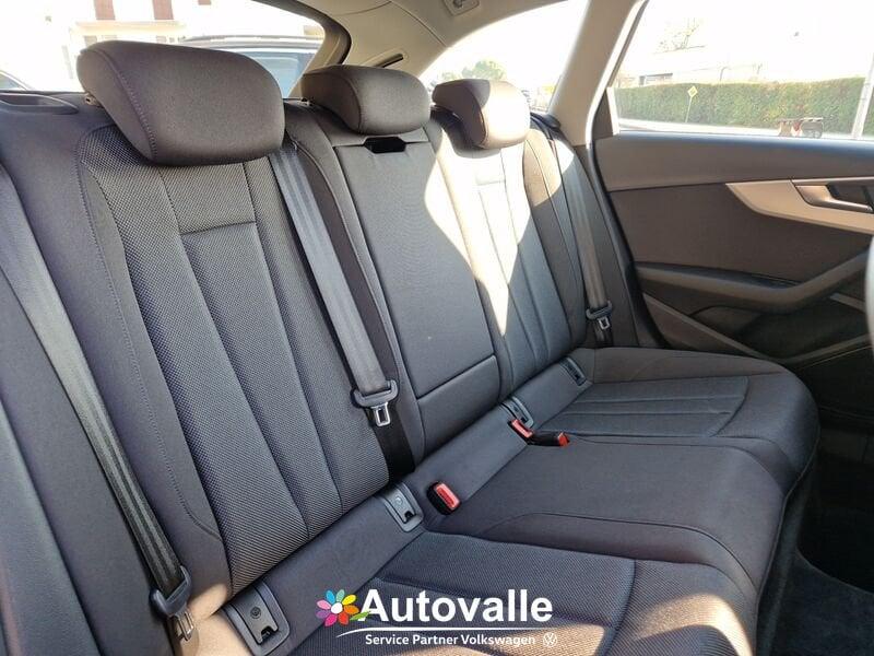 Audi A4 A4 Avant 30 TDI/136 CV S tronic Business Advanced