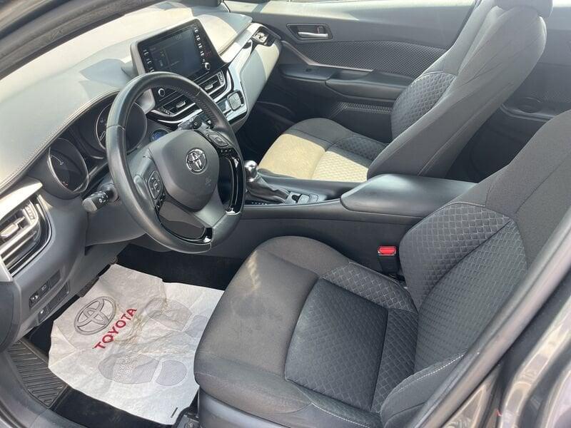 Toyota C-HR 1.8 Hybrid E-CVT Active