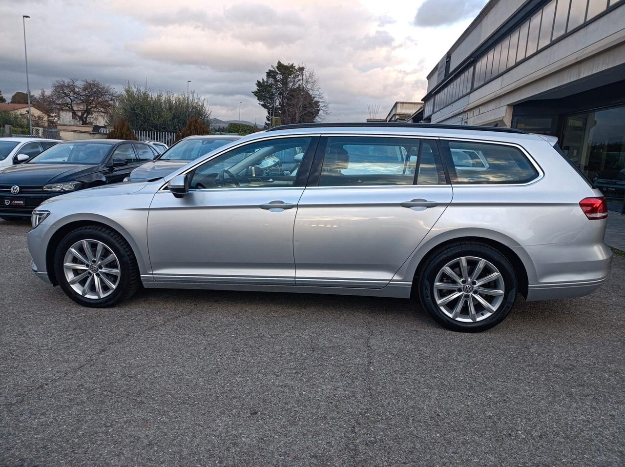 Volkswagen Passat Variant 2.0 TDI DSG Business BlueMotion Tech