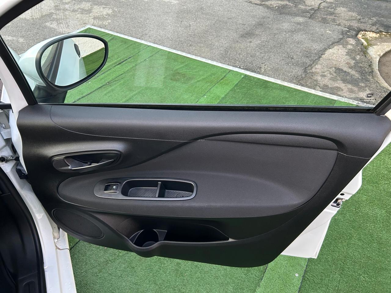 Fiat Punto 1.3 MJT II S&S 95 CV 5 porte Street