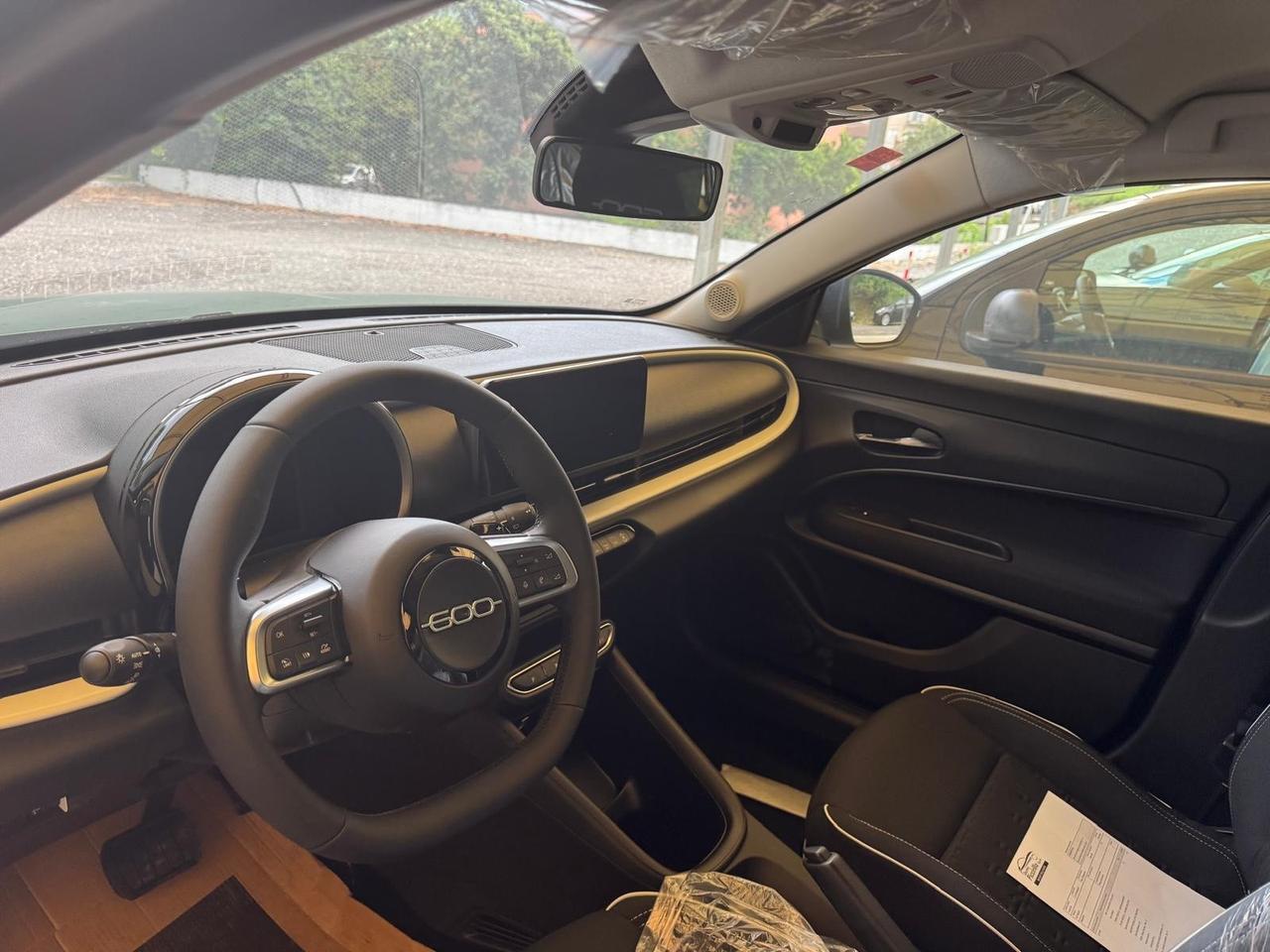 Fiat 600 Hybrid 100 CV DCT MHEV
