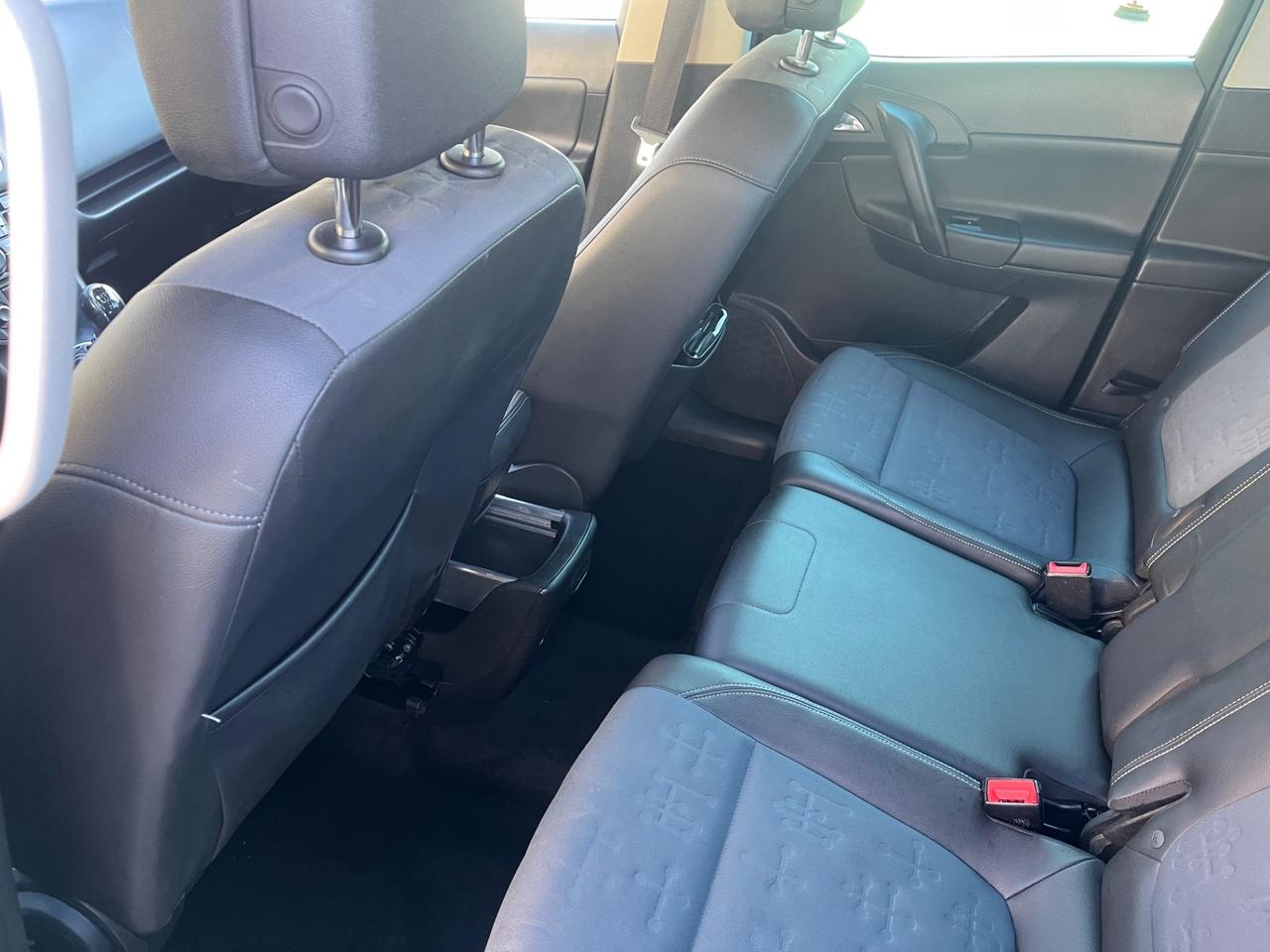 OPEL MERIVA - NEOPATENTATI