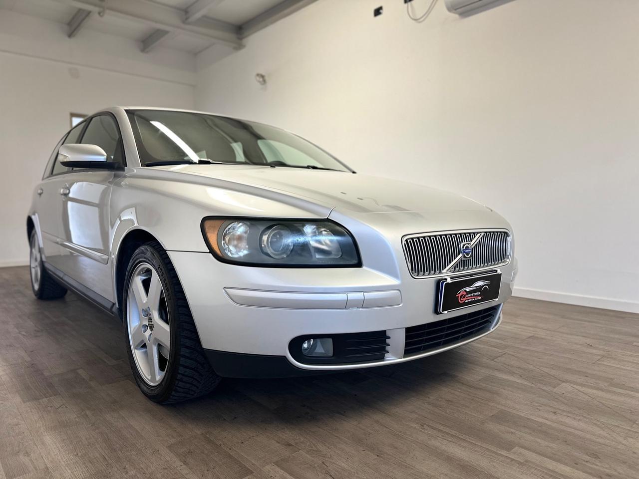 Volvo V50 2.0 D cat Summum OK NEOPATENTATI