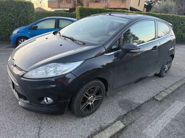 Ford Fiesta 3p 1.6 tdci Individual 95cv ST-LINE -PELLE TOTALE-