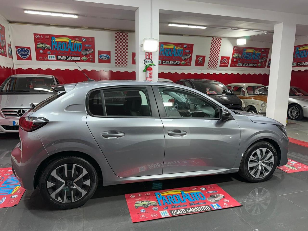 Peugeot 208 PureTech 1.2 75cv Active - 2020