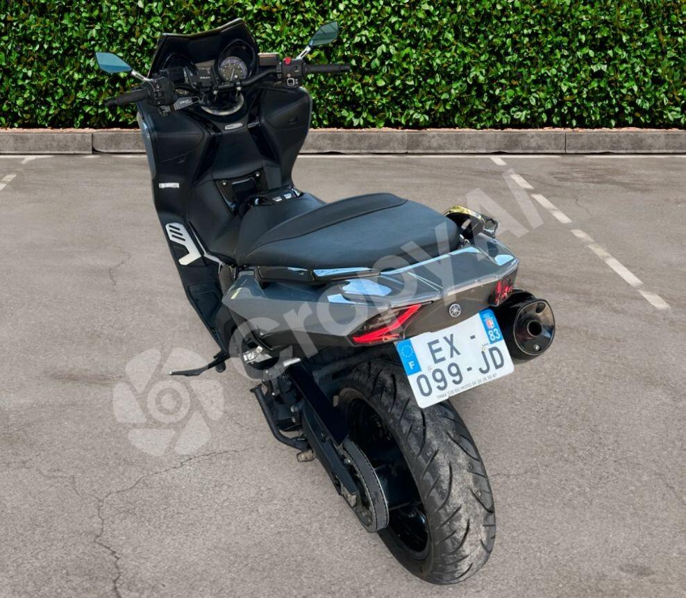 Yamaha T Max 530